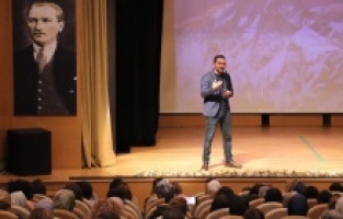 “Ben değil, biz diyebilen çocuklar yetiştirelim"