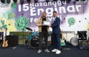 Enginarlı tatlılar festivale damga vurdu