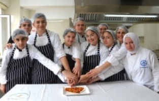 Öğrenciler glütensiz pizza hazırladı