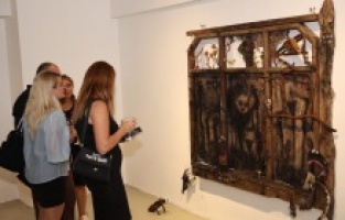 "Kısa Bir Komşuluk" eserleri bu sergide