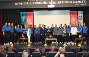 Nilüfer’in sultanlarından öğrencilere altın tavsiyeler