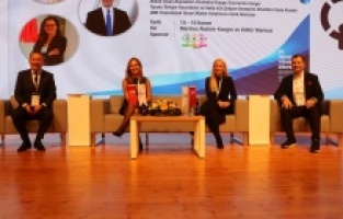 PERYÖN İnsan Yönetimi Zirvesine yoğun ilgi