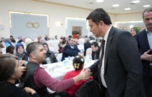 Başkan Aydın BAREM sakinleri ile iftarda buluştu
