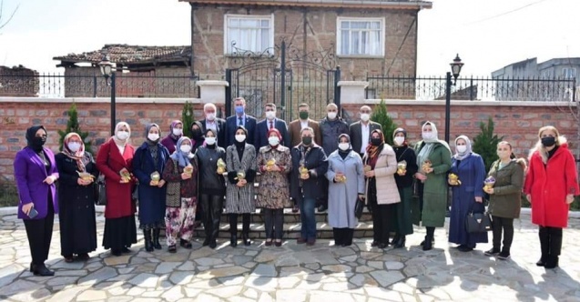 Vekil Gözgeç: “Kadın kollarımız teşkilatlarımızın omurgasıdır”