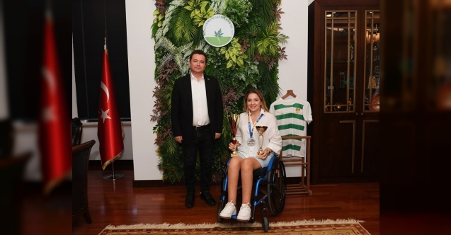 Osmangazili ralli pilotu Kübra, Avrupa’da destan yazdı