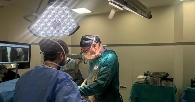 Artroskopik cerrahi ile omuz ağrılarına son