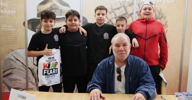 Osmangazi standında Cezmi Ersöz’e büyük ilgi
