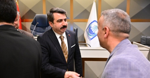 Başkan Oktay Yılmaz, belediye personeliyle bayramlaştı